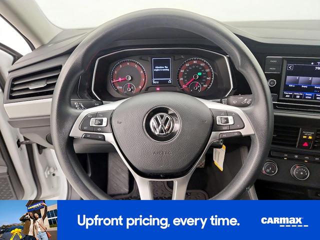 Photo of 2021 White Volkswagen Jetta