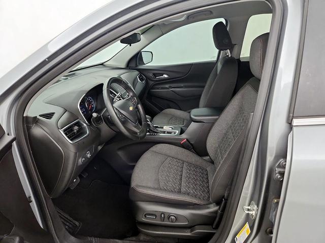 Photo of 2024 Silver Chevrolet Equinox