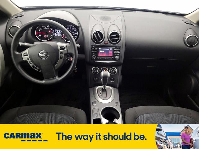Photo of 2014 Gray Nissan Rogue Select