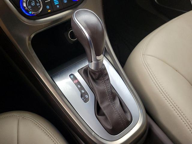 Photo of 2014 White Buick Verano