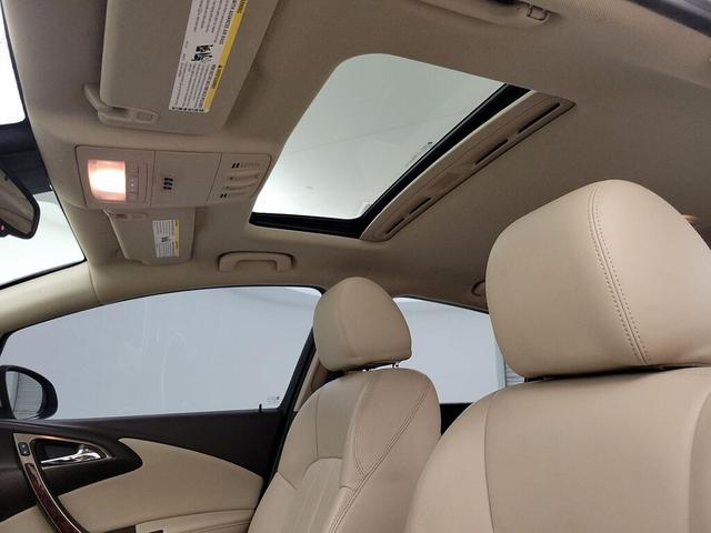 Photo of 2014 White Buick Verano