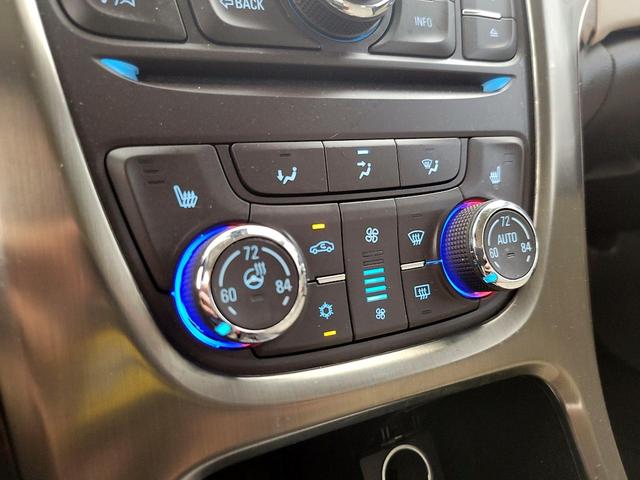 Photo of 2014 White Buick Verano