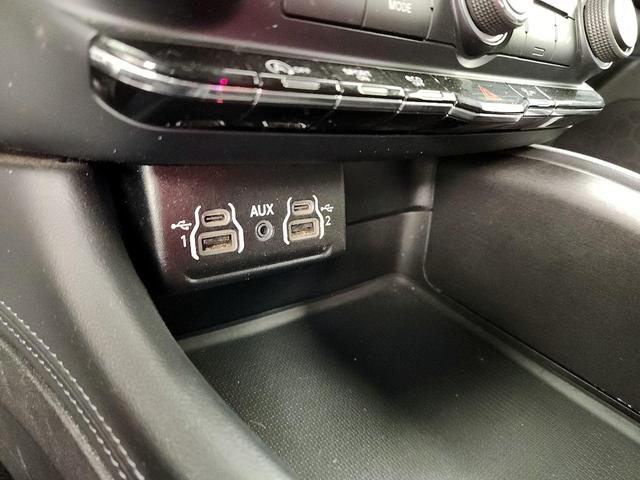 Photo of 2023 Black Dodge Durango