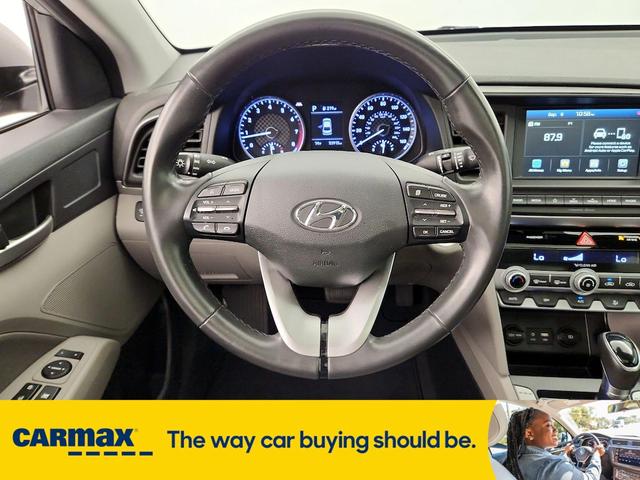 Photo of 2020 Gray Hyundai ELANTRA