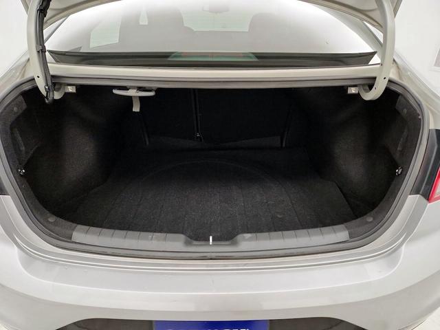 Photo of 2020 Gray Hyundai ELANTRA