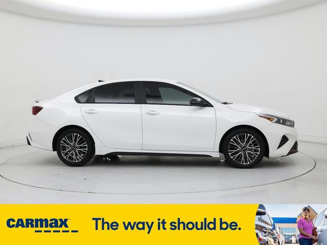 Photo of 2024 White Kia Forte