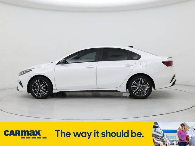 Photo of 2024 White Kia Forte