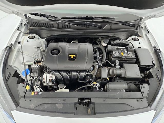 Photo of 2024 White Kia Forte
