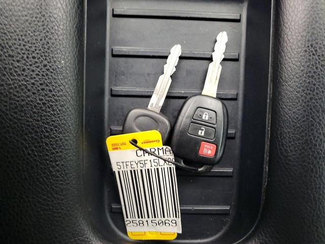 Photo of 2020 Gray Toyota Tundra