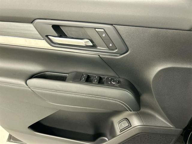 Photo of 2025 Ebony Twilight Metallic GMC Terrain