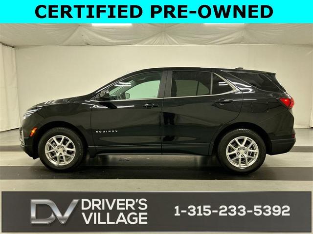 Photo of 2022 Mosaic Black Metallic Chevrolet Equinox