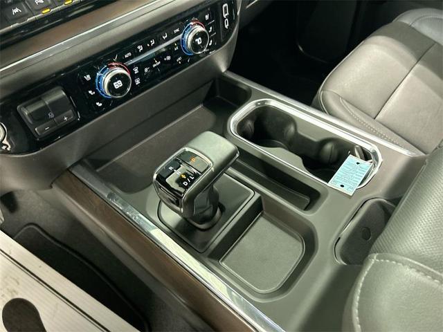 Photo of 2023 Onyx Black GMC Sierra 1500