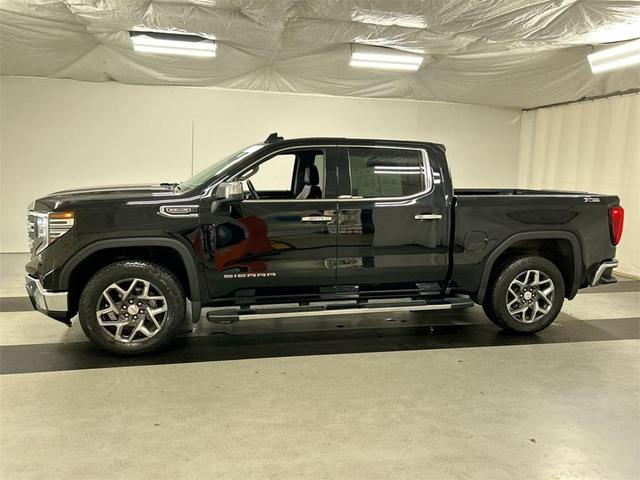 Photo of 2023 Onyx Black GMC Sierra 1500