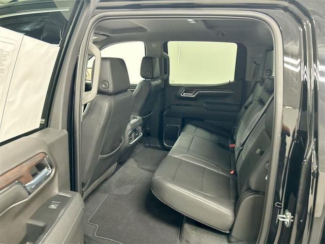 Photo of 2023 Onyx Black GMC Sierra 1500