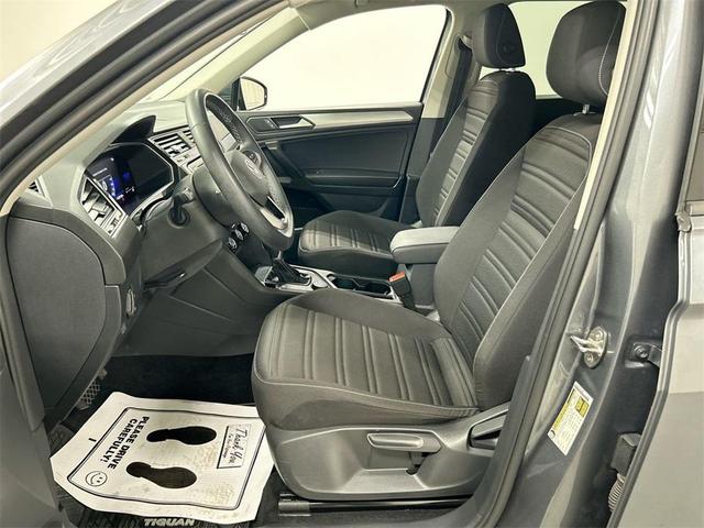 Photo of 2023 Platinum Gray Metallic Volkswagen Tiguan