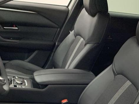 Photo of 2025 Wind Chill Pearl Mazda CX-50