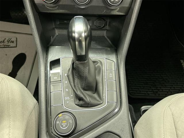 Photo of 2020 Deep Black Pearl Effect Volkswagen Tiguan