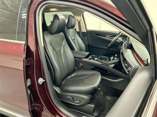 Photo of 2023 Burgundy Velvet Metallic Tinted Clearcoat Lincoln Nautilus