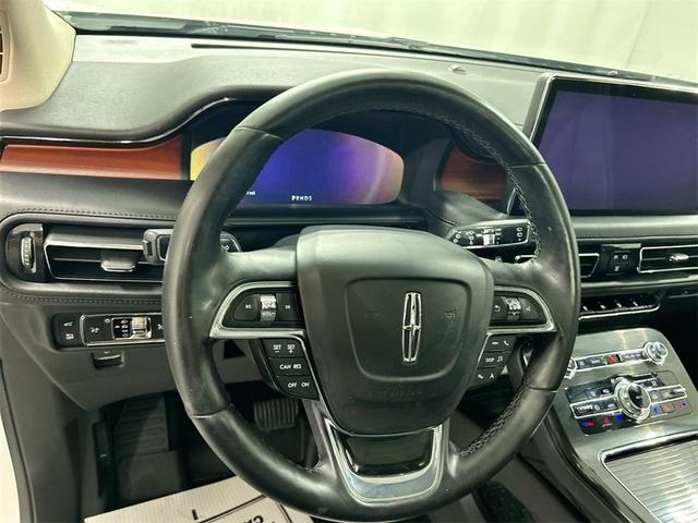 Photo of 2022 Pristine White Lincoln Nautilus