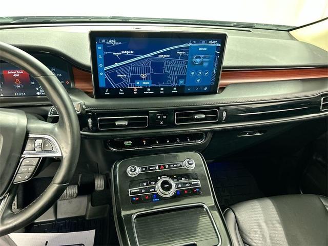 Photo of 2022 Pristine White Lincoln Nautilus