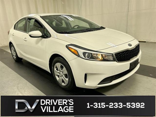 Photo of 2018 Clear White Kia Forte