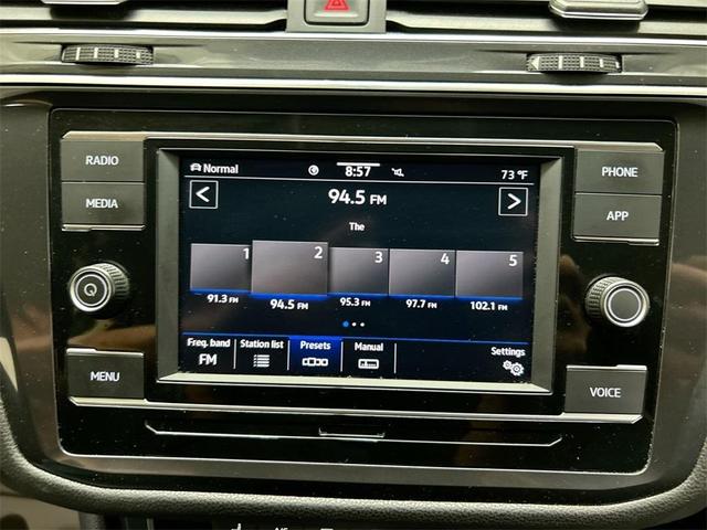 Photo of 2023 Platinum Gray Metallic Volkswagen Tiguan