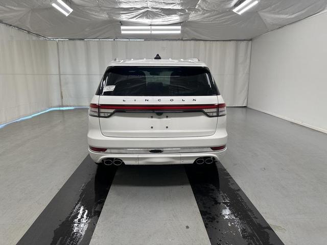 Photo of 2025 Pristine White Lincoln Aviator