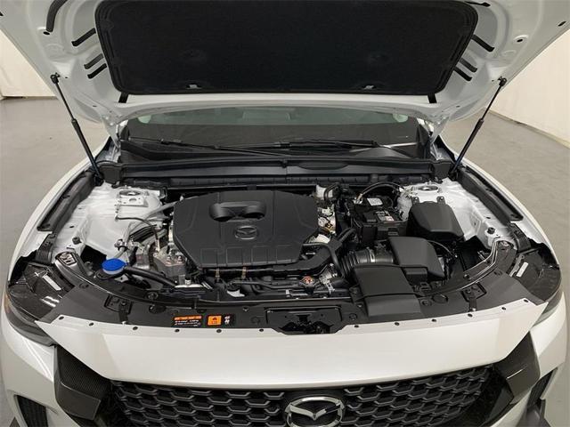 Photo of 2025 Wind Chill Pearl Mazda CX-50