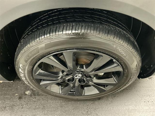 Photo of 2024 Snowflake White Pearl Mazda CX-30