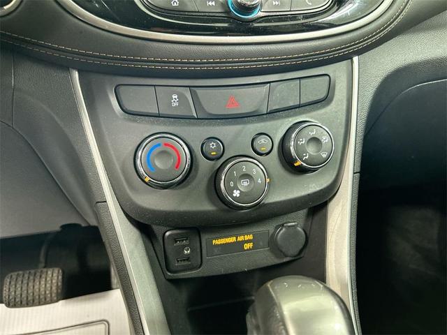 Photo of 2020 Mosaic Black Metallic Chevrolet Trax