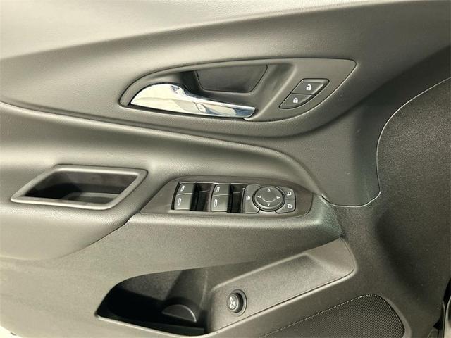 Photo of 2020 Mosaic Black Metallic Chevrolet Equinox