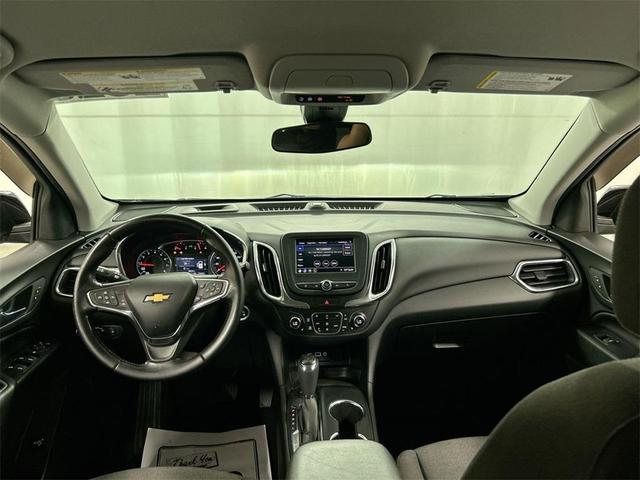 Photo of 2020 Mosaic Black Metallic Chevrolet Equinox