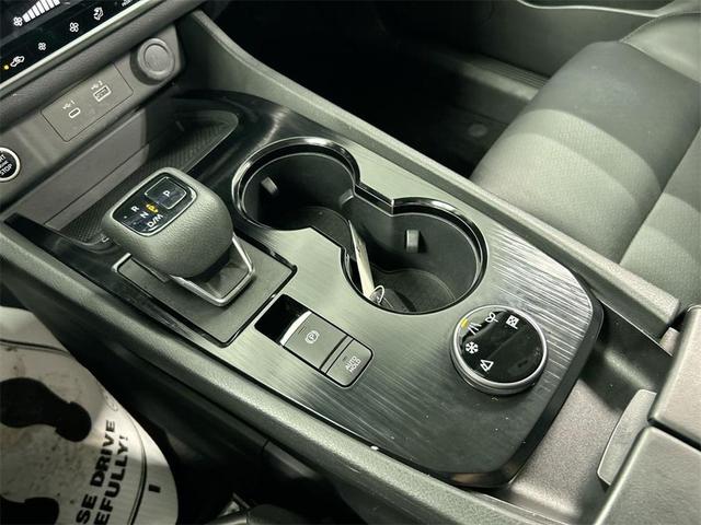 Photo of 2022 Brilliant Silver Metallic Nissan Rogue