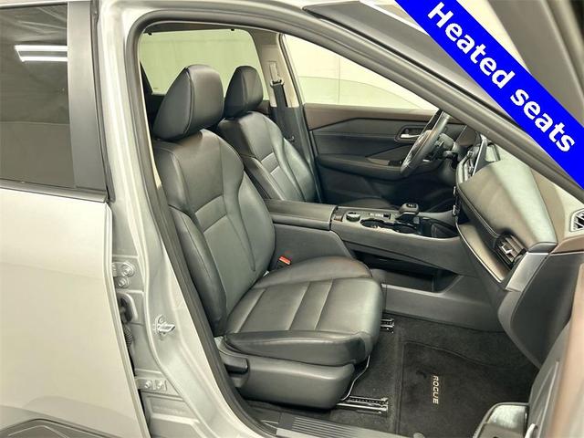 Photo of 2022 Brilliant Silver Metallic Nissan Rogue