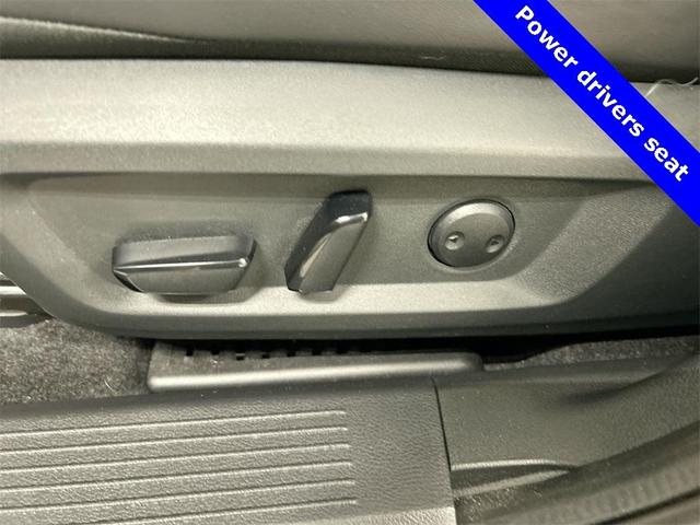 Photo of 2022 Brilliant Silver Metallic Nissan Rogue