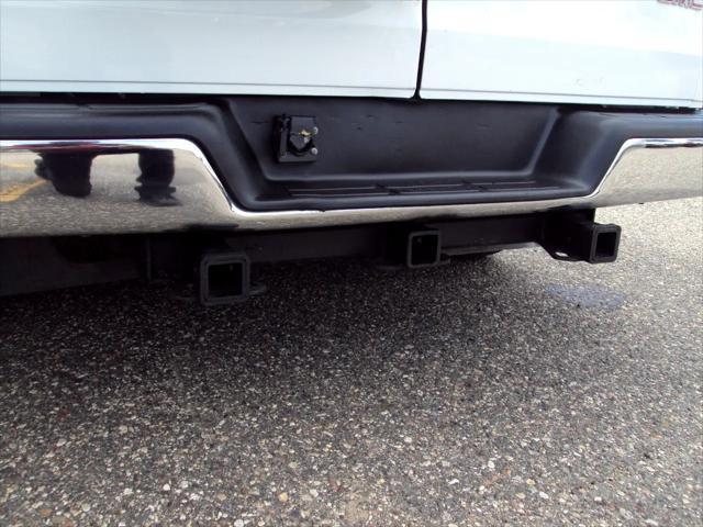 Photo of 2014 Summit White GMC Savana 1500