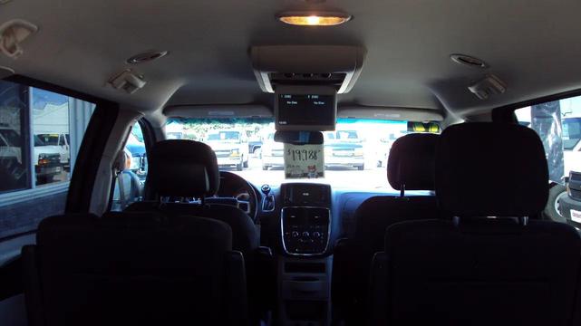 Photo of 2017 Burgundy Dodge Grand Caravan