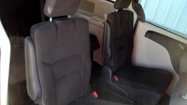 Photo of 2017 Burgundy Dodge Grand Caravan