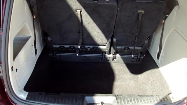 Photo of 2017 Burgundy Dodge Grand Caravan