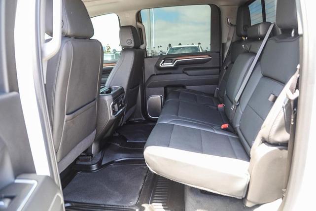 Photo of 2024 Summit White GMC Sierra 3500