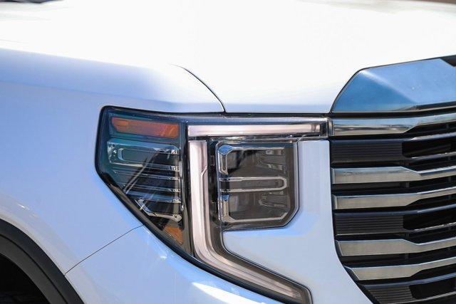 Photo of 2024 Summit White GMC Sierra 1500