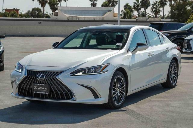 Photo of 2023 Eminent White Pearl Lexus ES 350