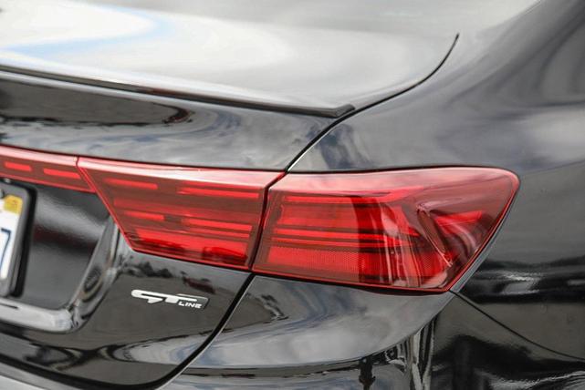 Photo of 2023 Aurora Black Pearl Kia Forte