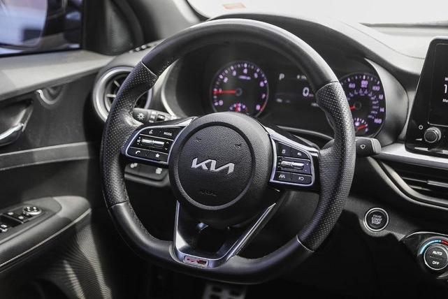 Photo of 2023 Aurora Black Pearl Kia Forte