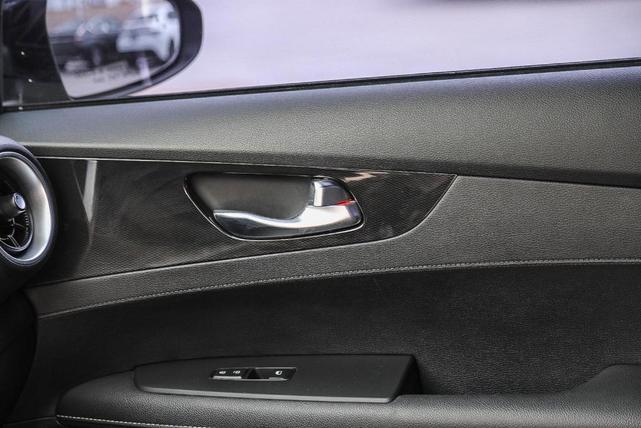 Photo of 2023 Aurora Black Pearl Kia Forte