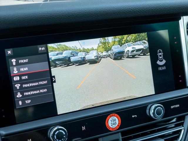 Photo of 2025 Dolomite Porsche Macan