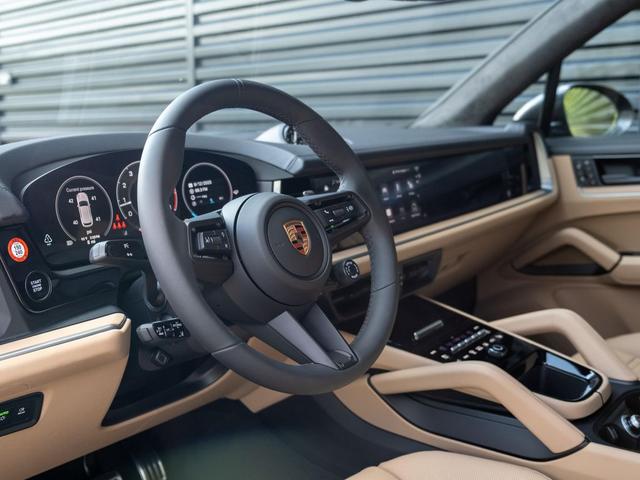 Photo of 2026 Gray Porsche Cayenne