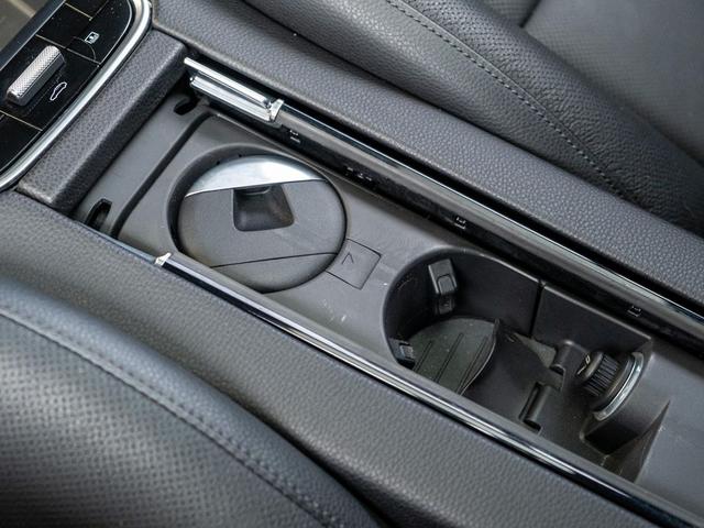 Photo of 2017 Grey Porsche Panamera