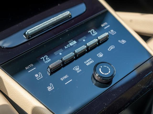 Photo of 2026 Blue Porsche Cayenne