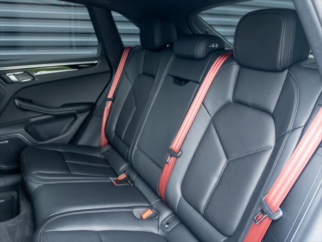 Photo of 2025 White Porsche Macan